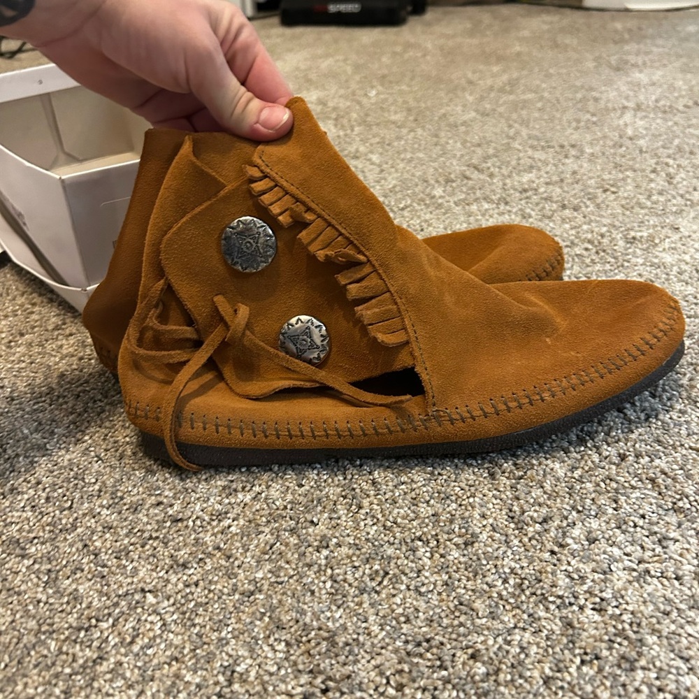 Minnetonka Tan Moccasin Boots with Fringe